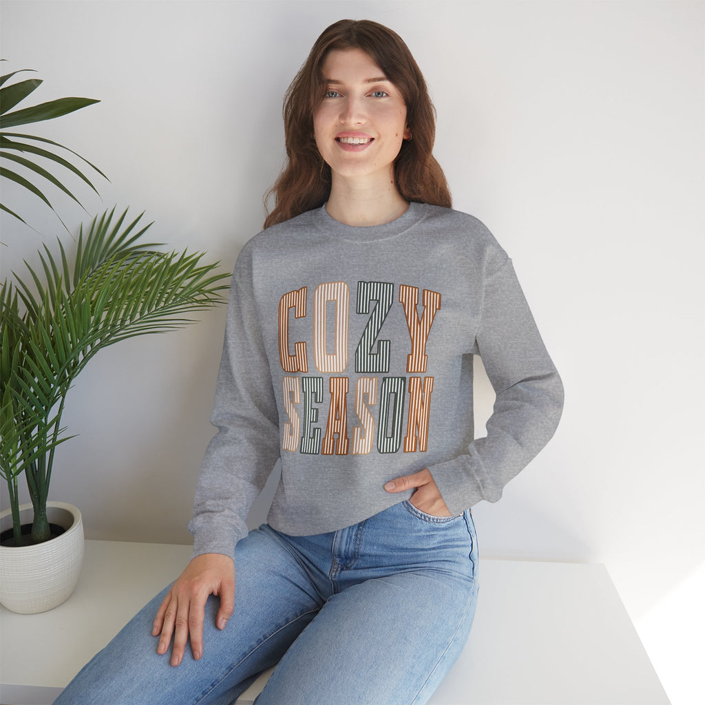 COZY SEASON -Unisex Heavy Blend™ Crewneck Sweatshirt