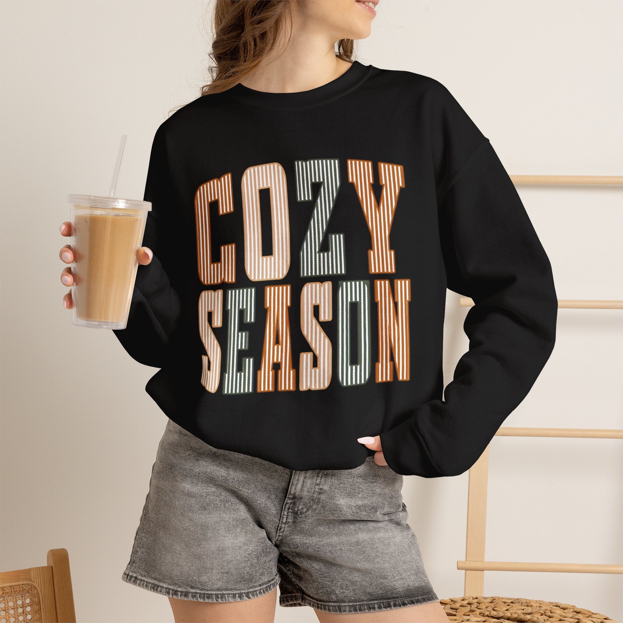 COZY SEASON -Unisex Heavy Blend™ Crewneck Sweatshirt